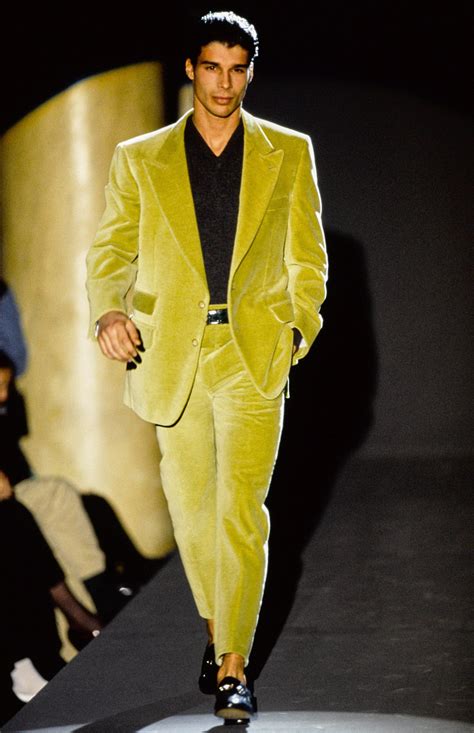 tom ford's first gucci show|fall 1995 gucci shirts.